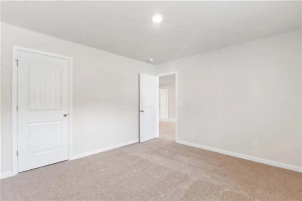 302 HUDSON COURT Jackson, GA 30233
