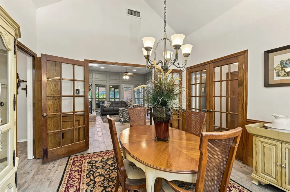 2906 River Crest Street Grapevine, TX 76051
