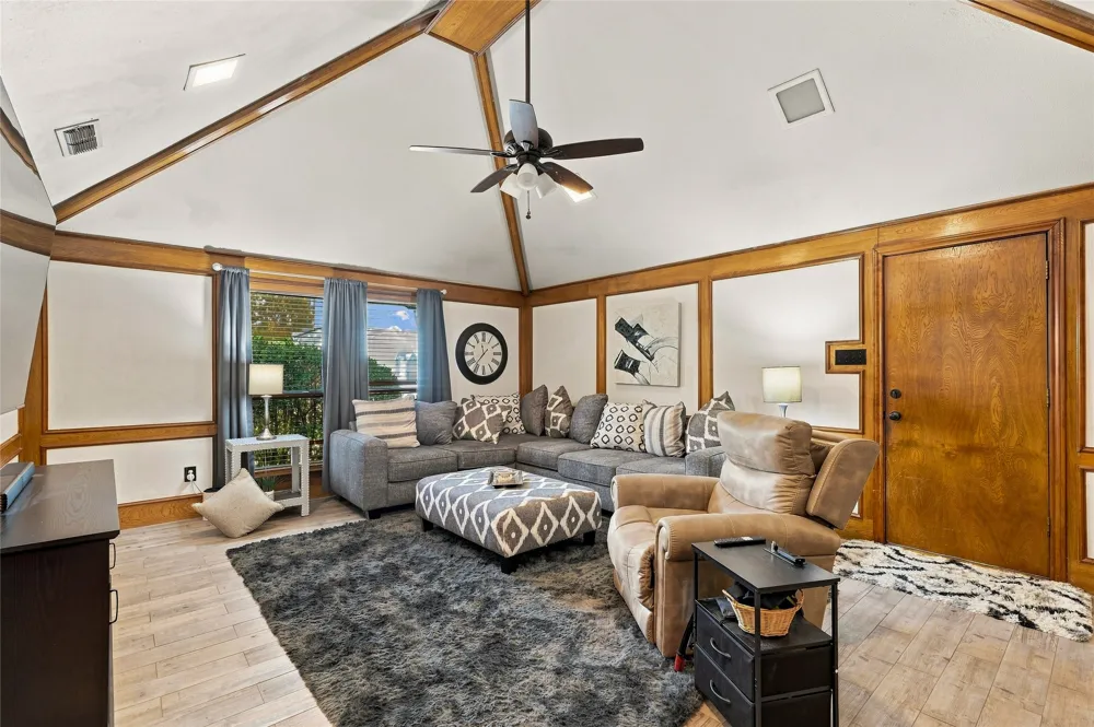 2906 River Crest Street Grapevine, TX 76051
