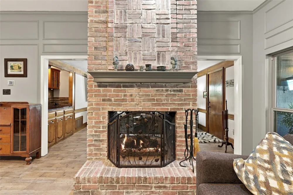 2906 River Crest Street Grapevine, TX 76051