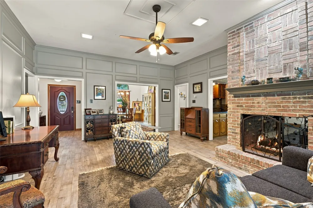 2906 River Crest Street Grapevine, TX 76051