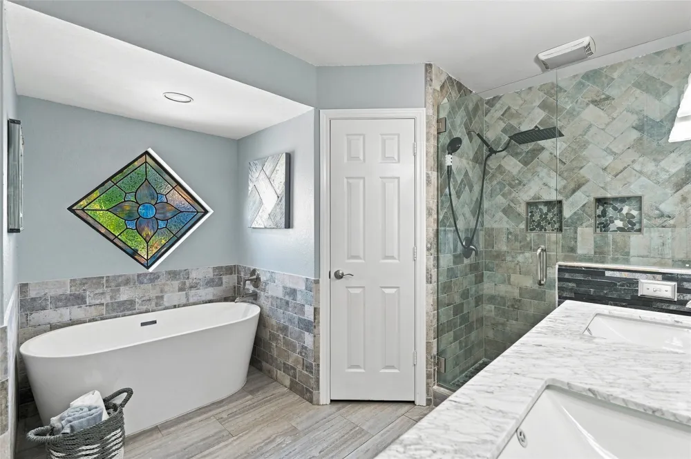 2906 River Crest Street Grapevine, TX 76051