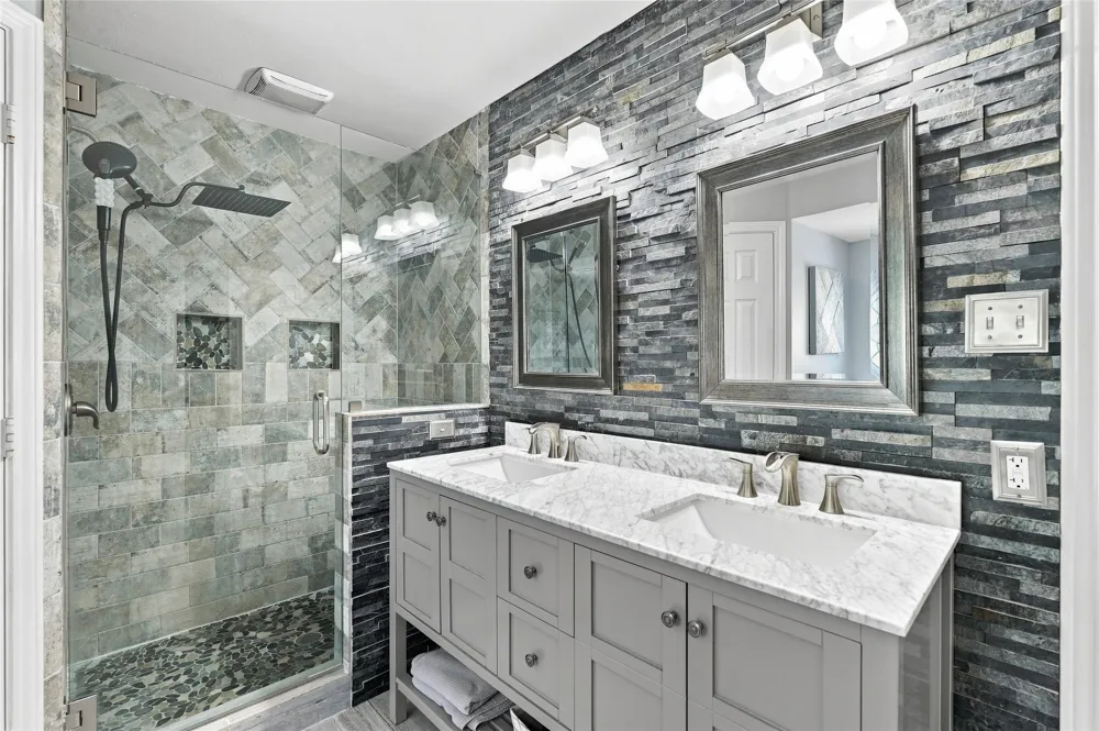 2906 River Crest Street Grapevine, TX 76051