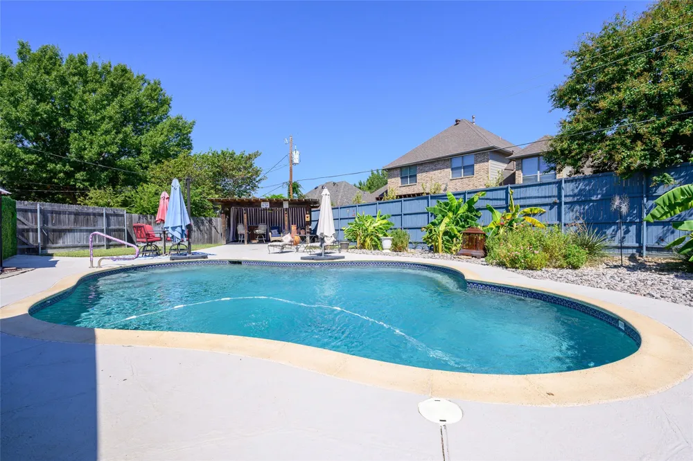 2906 River Crest Street Grapevine, TX 76051