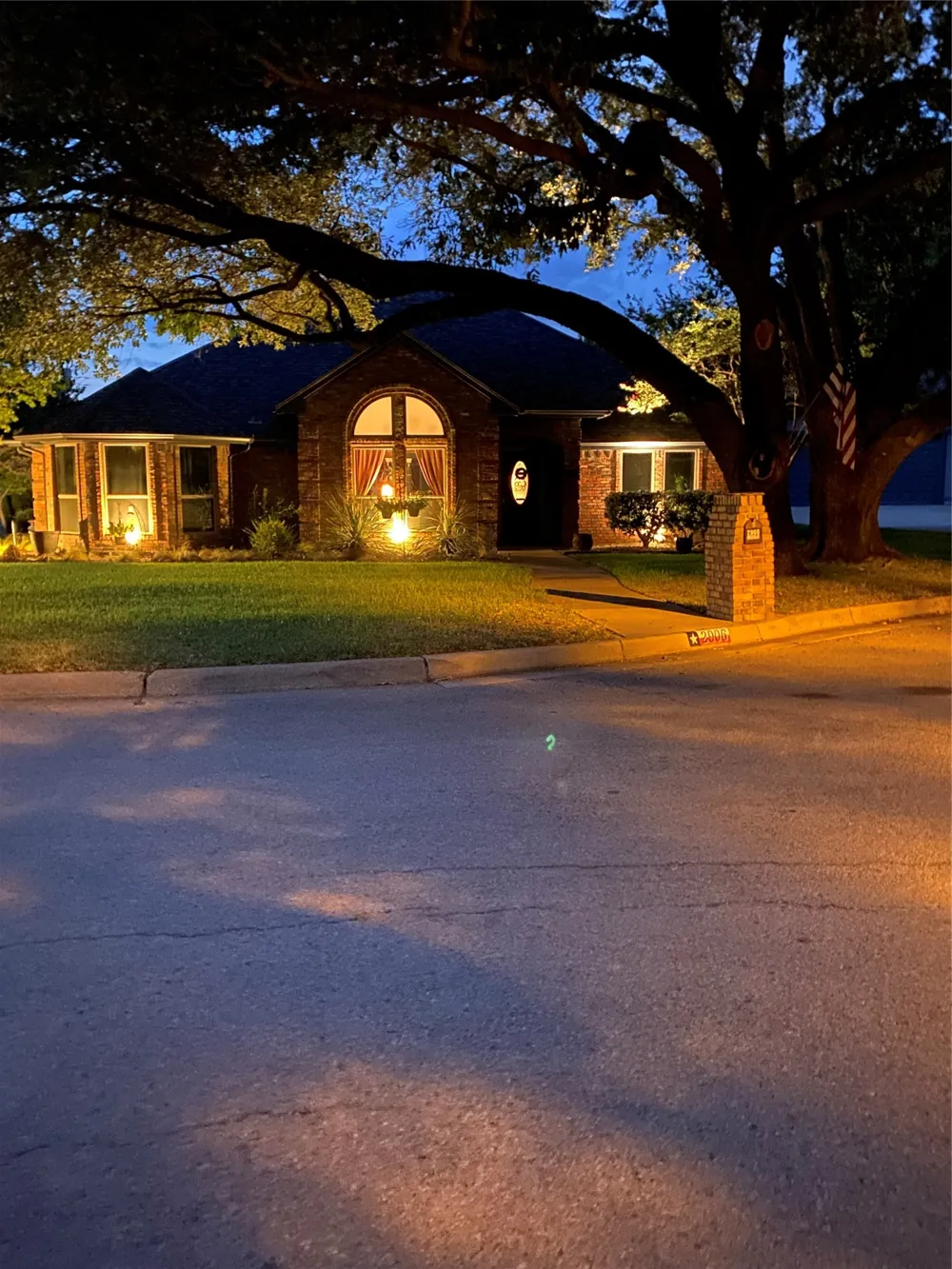 2906 River Crest Street Grapevine, TX 76051