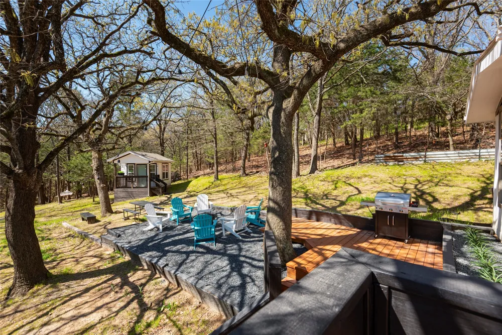 251 Queens Drive Pottsboro, TX 75076
