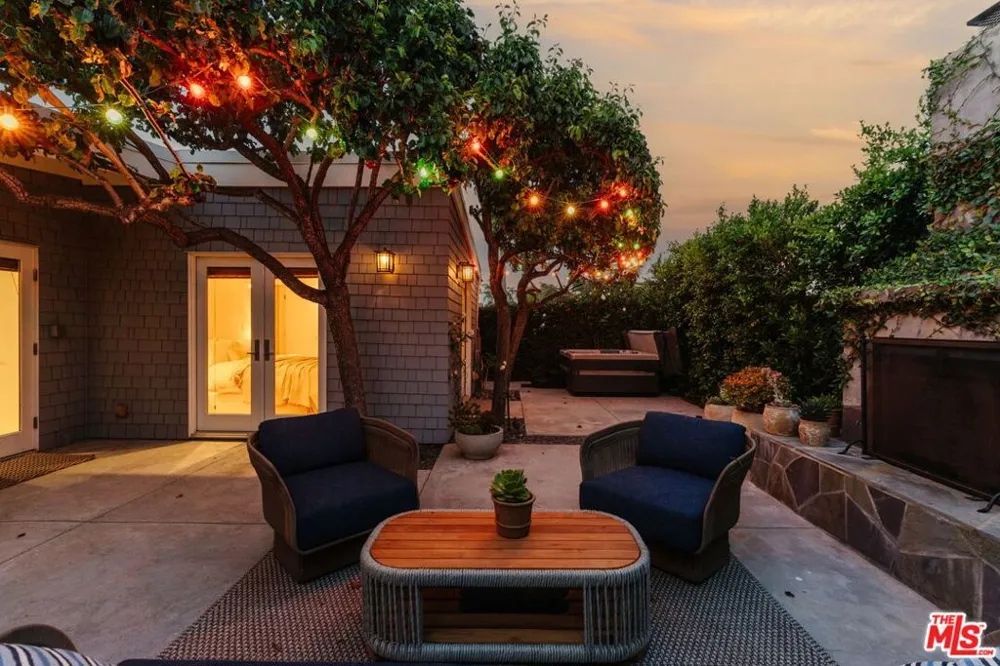 1424 Nathan Lane Ventura, CA 93001
