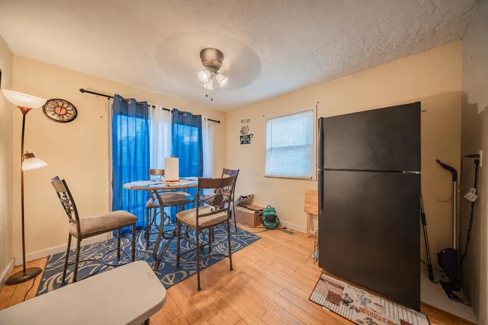 674 Campbell Avenue Ypsilanti, MI 48198