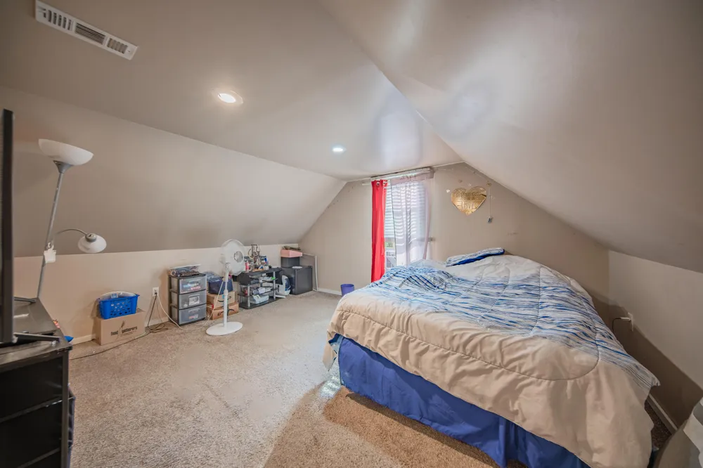 674 Campbell Avenue Ypsilanti, MI 48198