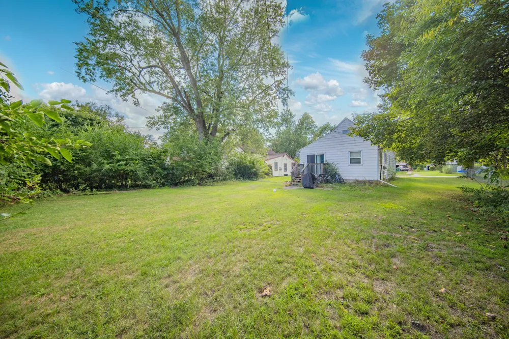 674 Campbell Avenue Ypsilanti, MI 48198