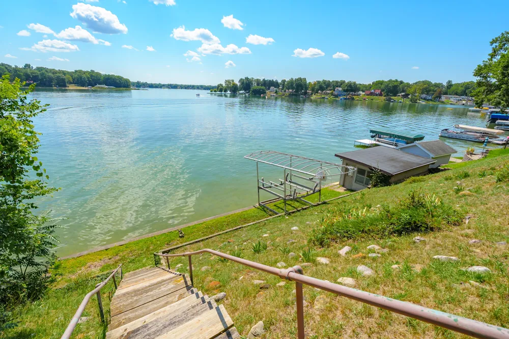 130 Waupakisco Beach Battle Creek City, MI 49015