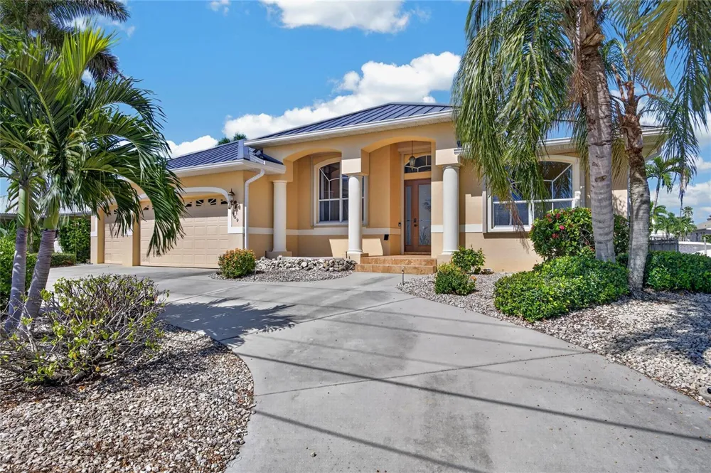 959 BAL HARBOR BOULEVARD Punta Gorda, FL 33950