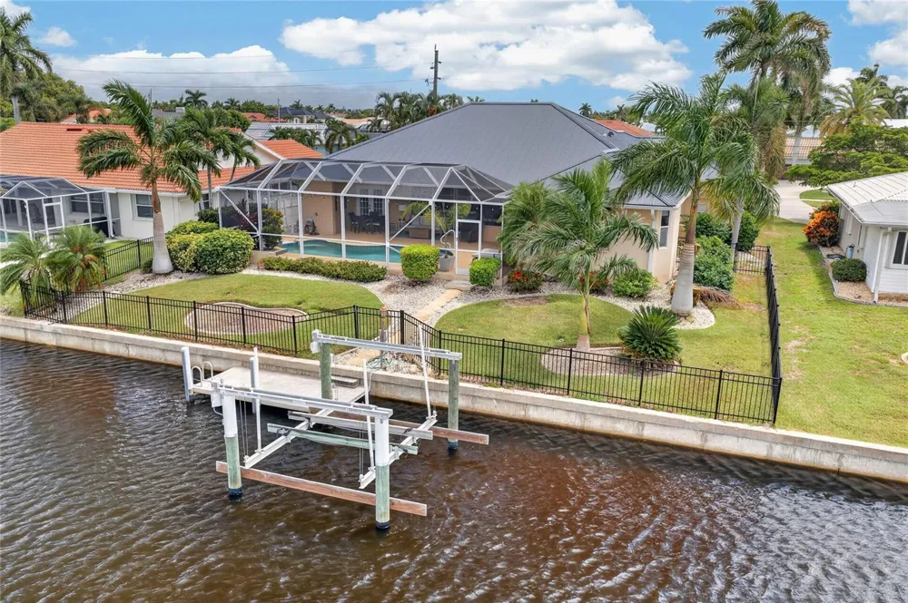 959 BAL HARBOR BOULEVARD Punta Gorda, FL 33950