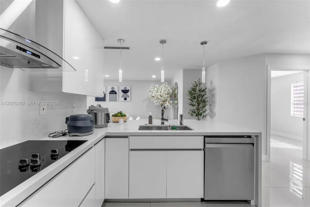1180 NW 124TH PLACE #208 Miami, FL 33182
