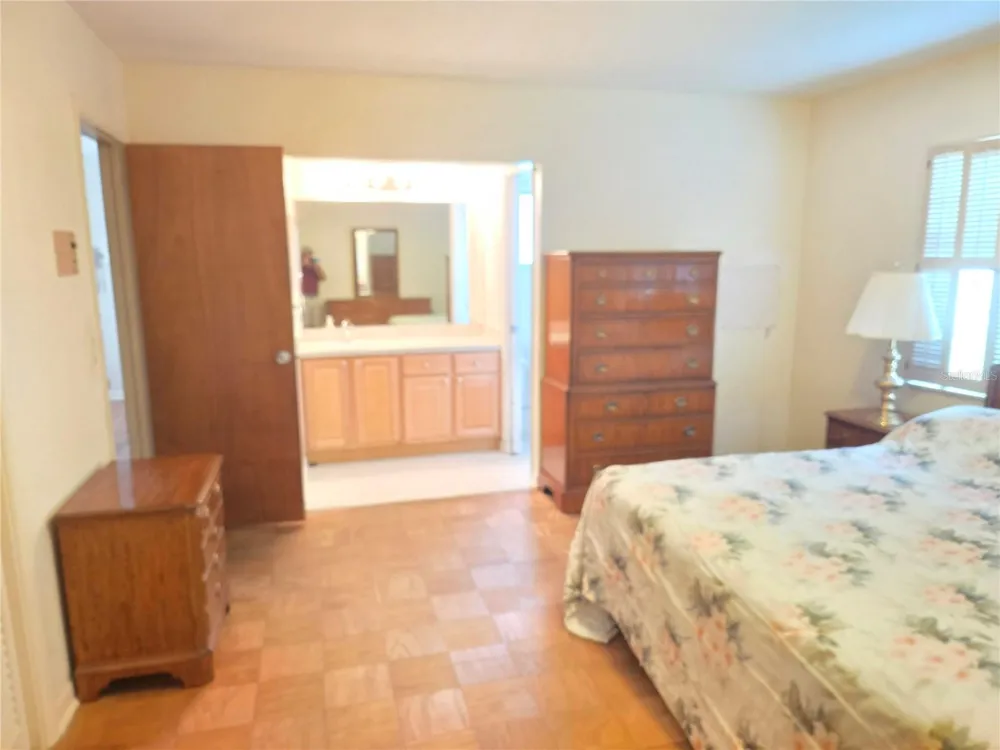 3502 NAKORA DRIVE Tampa, FL 33618