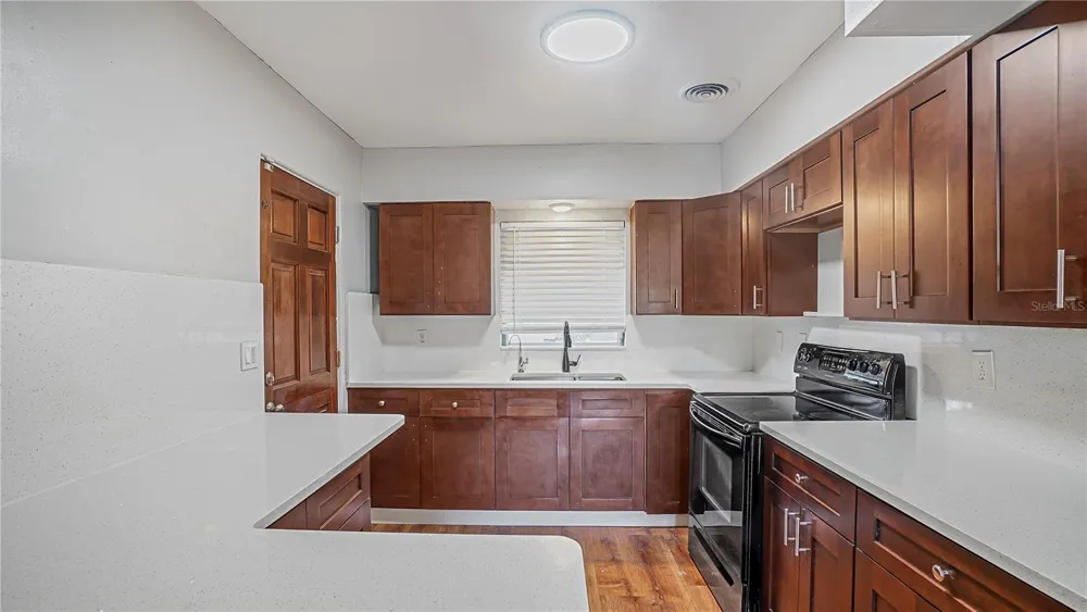 5518 RIVIERA DRIVE Orlando, FL 32808