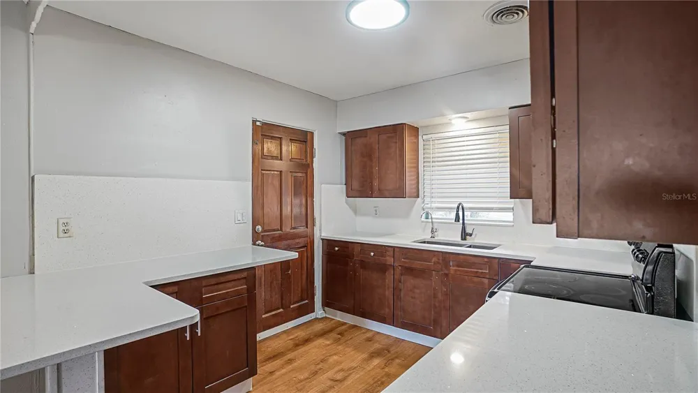 5518 RIVIERA DRIVE Orlando, FL 32808