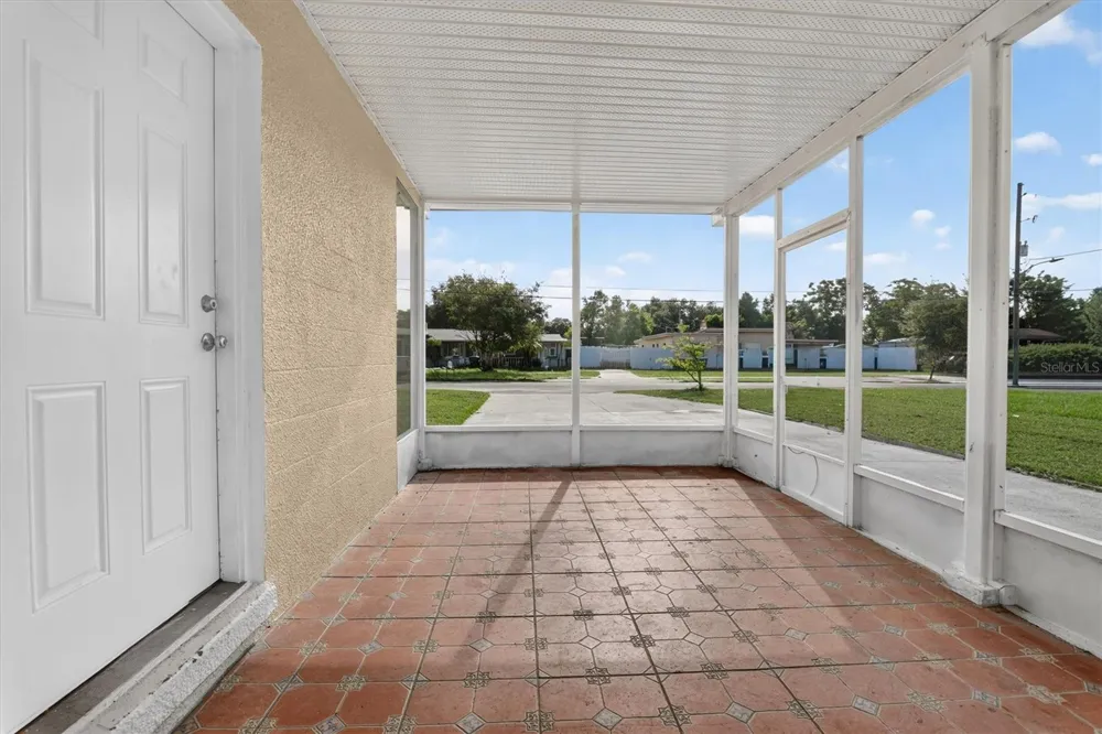208 PALMYRA DRIVE Orlando, FL 32807