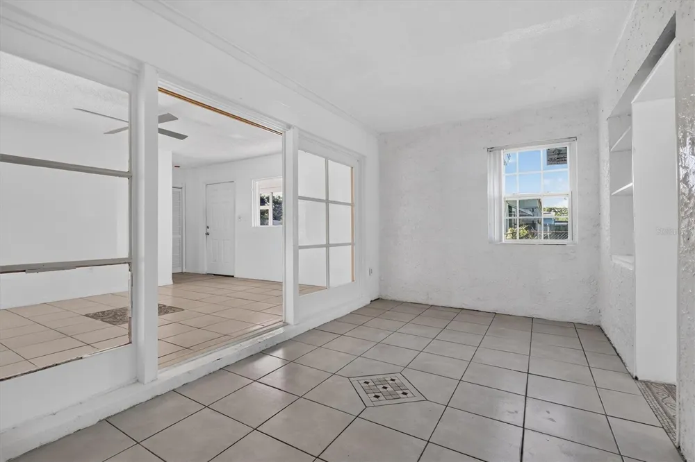 208 PALMYRA DRIVE Orlando, FL 32807