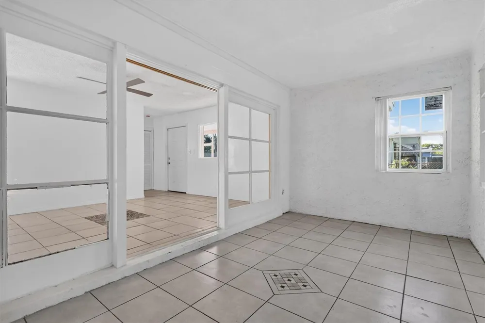 208 PALMYRA DRIVE Orlando, FL 32807
