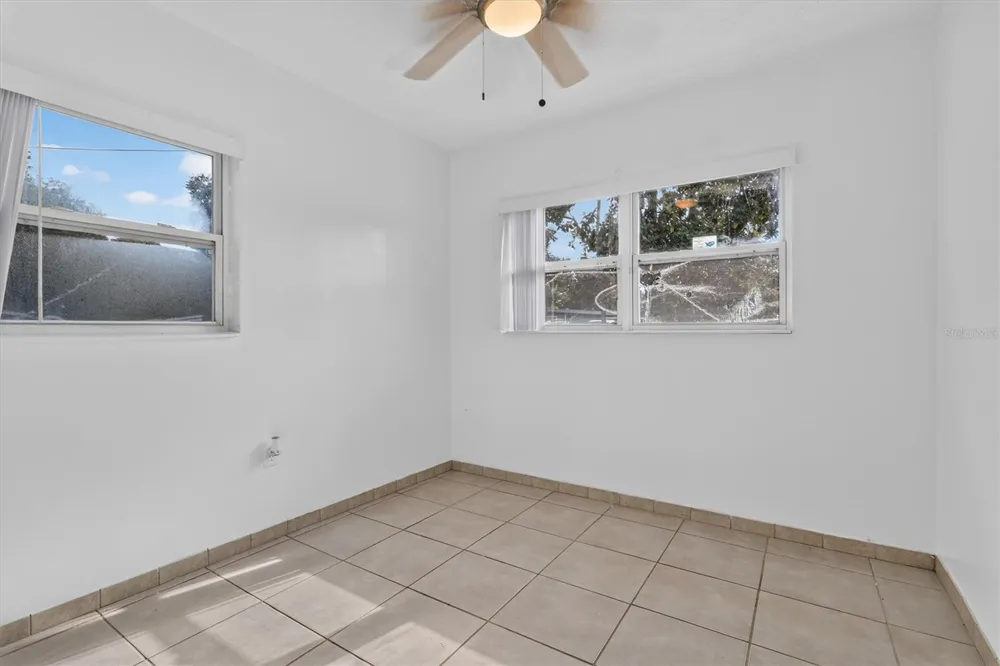 208 PALMYRA DRIVE Orlando, FL 32807
