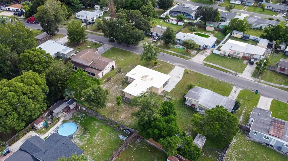 208 PALMYRA DRIVE Orlando, FL 32807