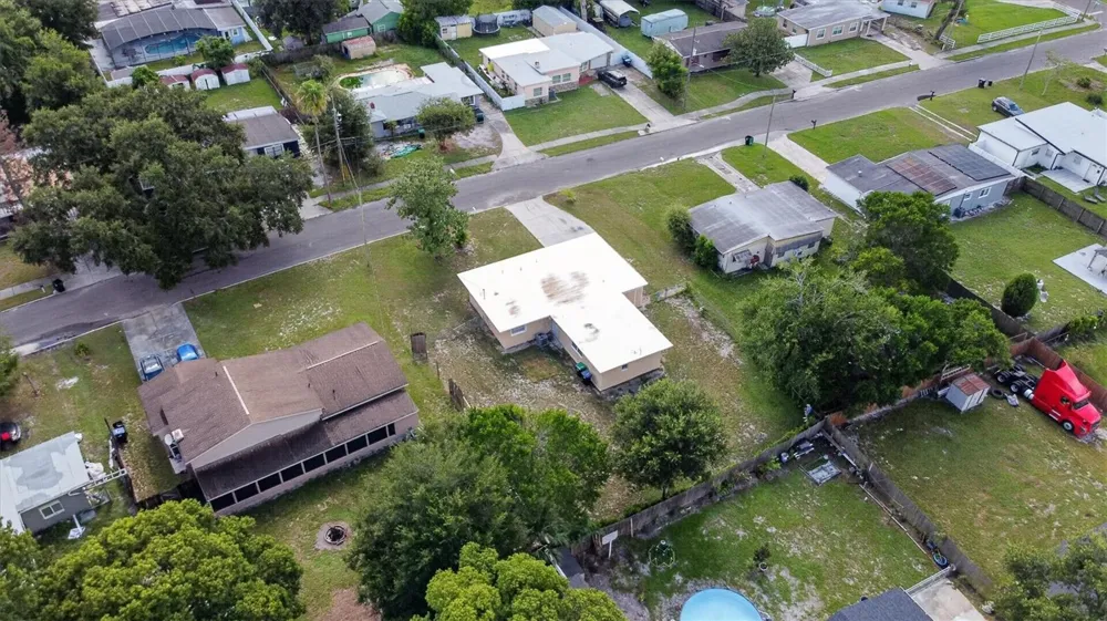 208 PALMYRA DRIVE Orlando, FL 32807