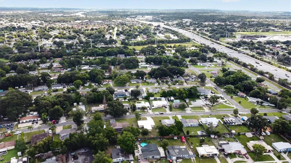 208 PALMYRA DRIVE Orlando, FL 32807