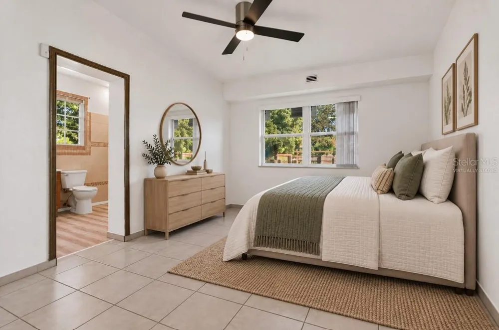 208 PALMYRA DRIVE Orlando, FL 32807