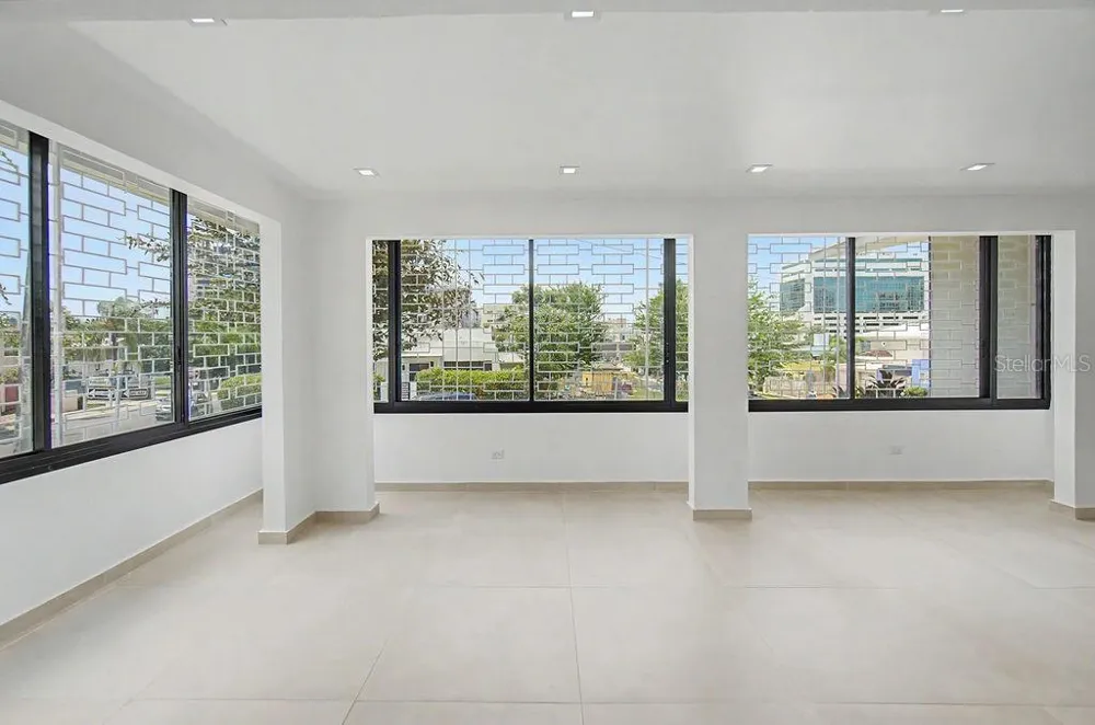3 PARKSIDE Guaynabo, PR 00968