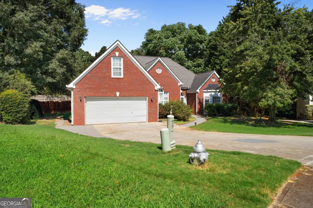 1000 Georgian Hills Dr Lawrenceville, GA 30045
