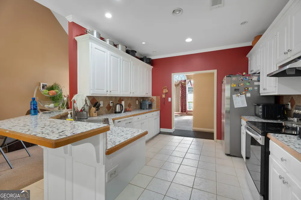 1000 Georgian Hills Dr Lawrenceville, GA 30045