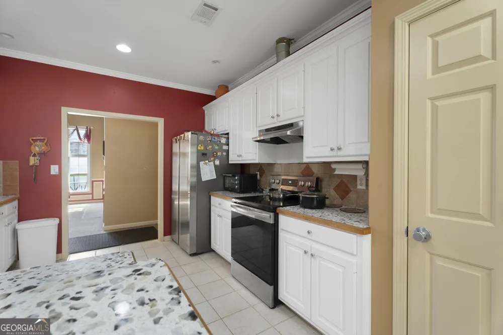 1000 Georgian Hills Dr Lawrenceville, GA 30045