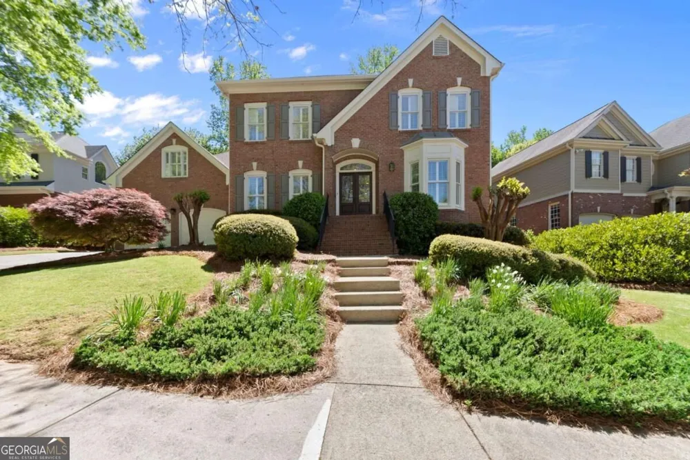 960 Allen Lake LN Suwanee, GA 30024