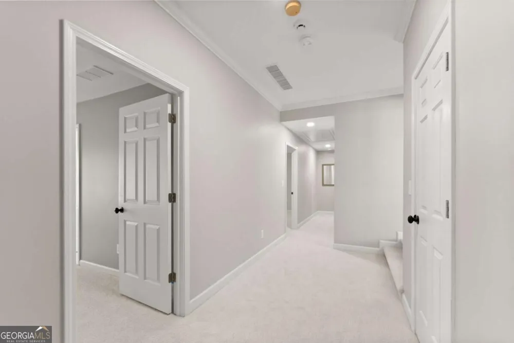 960 Allen Lake LN Suwanee, GA 30024