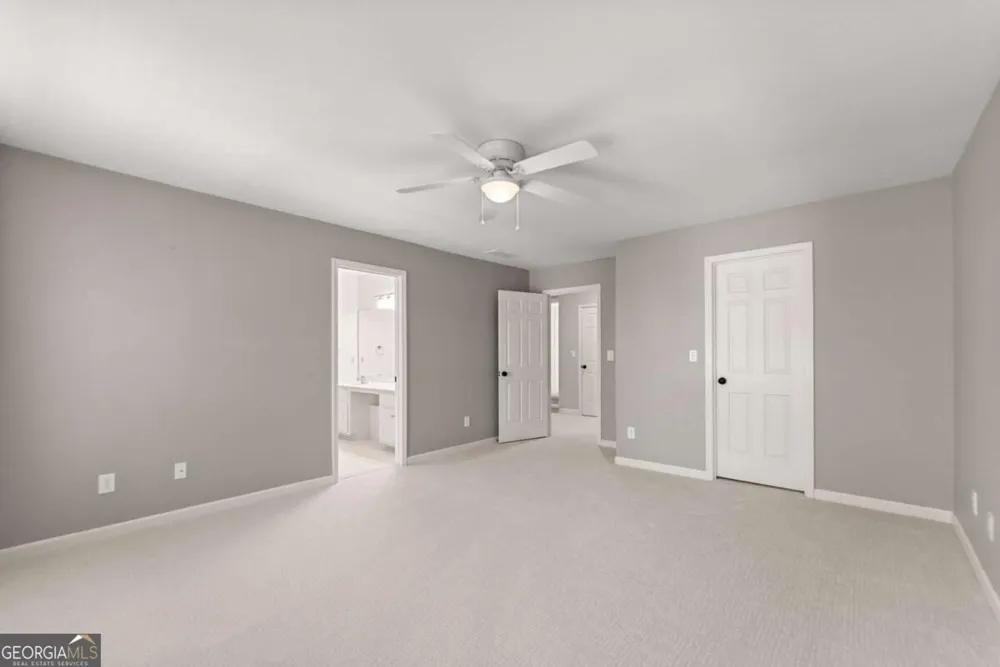 960 Allen Lake LN Suwanee, GA 30024