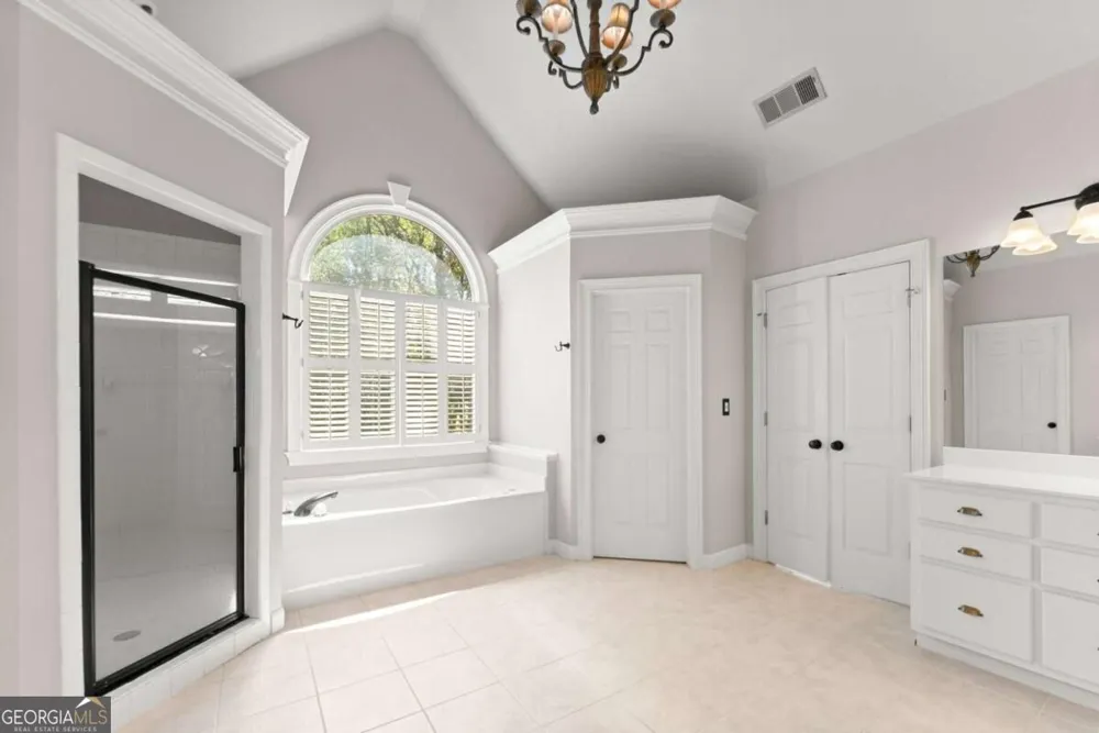 960 Allen Lake LN Suwanee, GA 30024