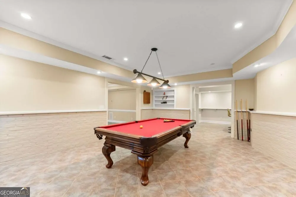 960 Allen Lake LN Suwanee, GA 30024