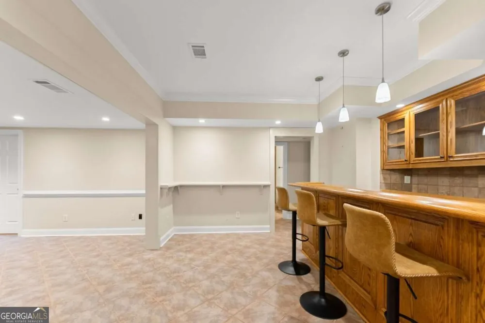 960 Allen Lake LN Suwanee, GA 30024