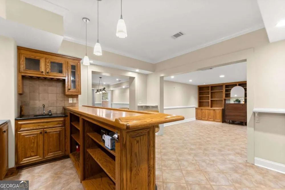 960 Allen Lake LN Suwanee, GA 30024