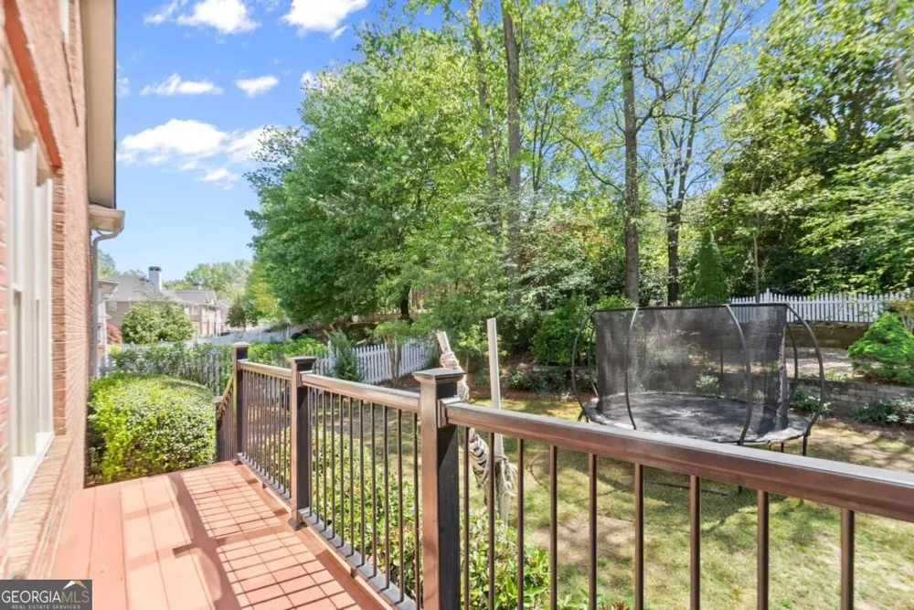 960 Allen Lake LN Suwanee, GA 30024