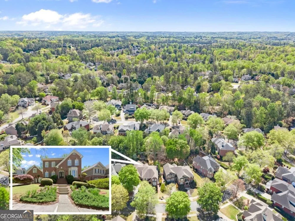 960 Allen Lake LN Suwanee, GA 30024