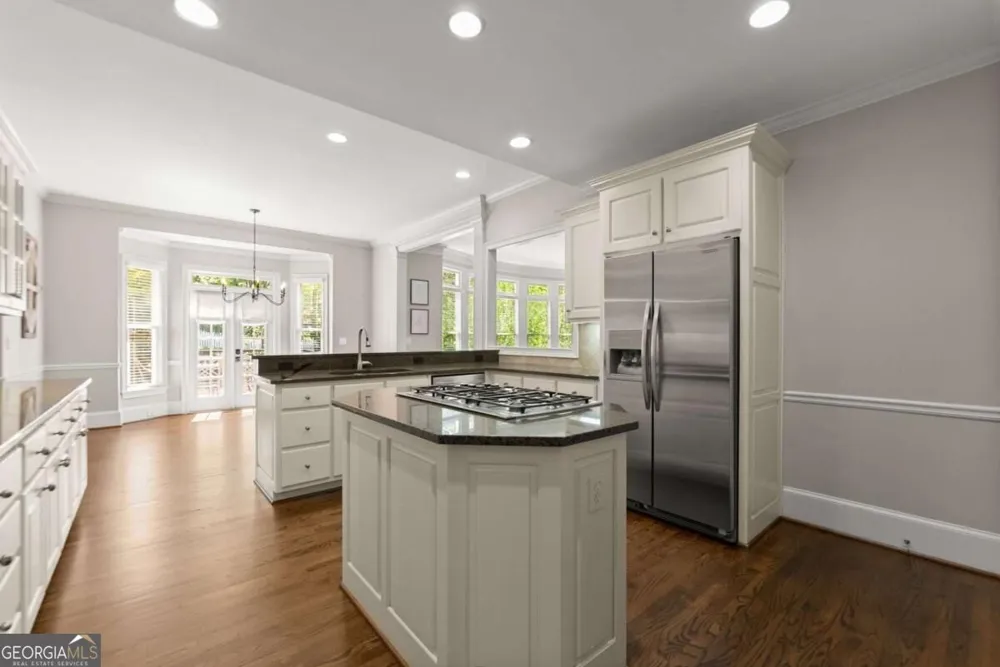 960 Allen Lake LN Suwanee, GA 30024