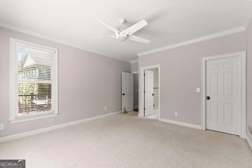 960 Allen Lake LN Suwanee, GA 30024
