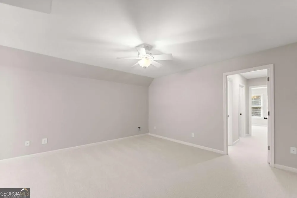 960 Allen Lake LN Suwanee, GA 30024