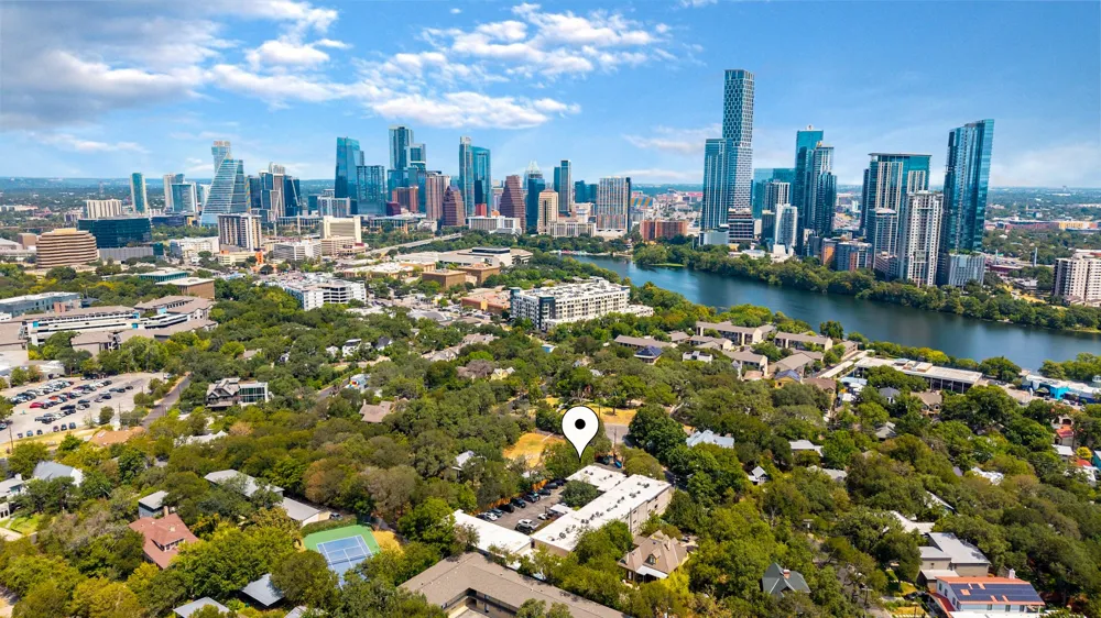 1202 Newning Avenue #208 Austin, TX 78704