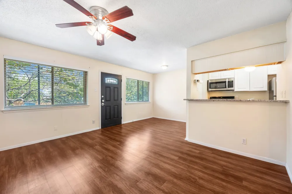 1202 Newning Avenue #208 Austin, TX 78704