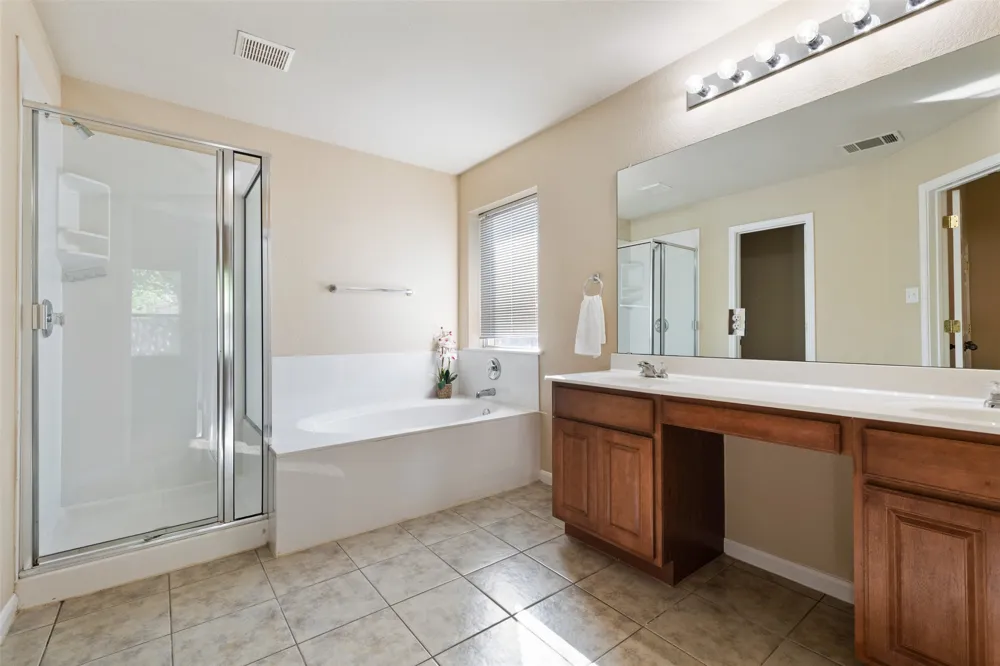 4423 Meadowside Lane Round Rock, TX 78665