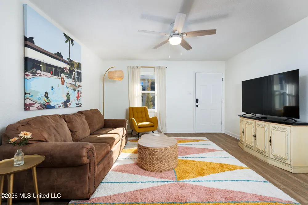 114 Ethel Circle Ocean Springs, MS 39564