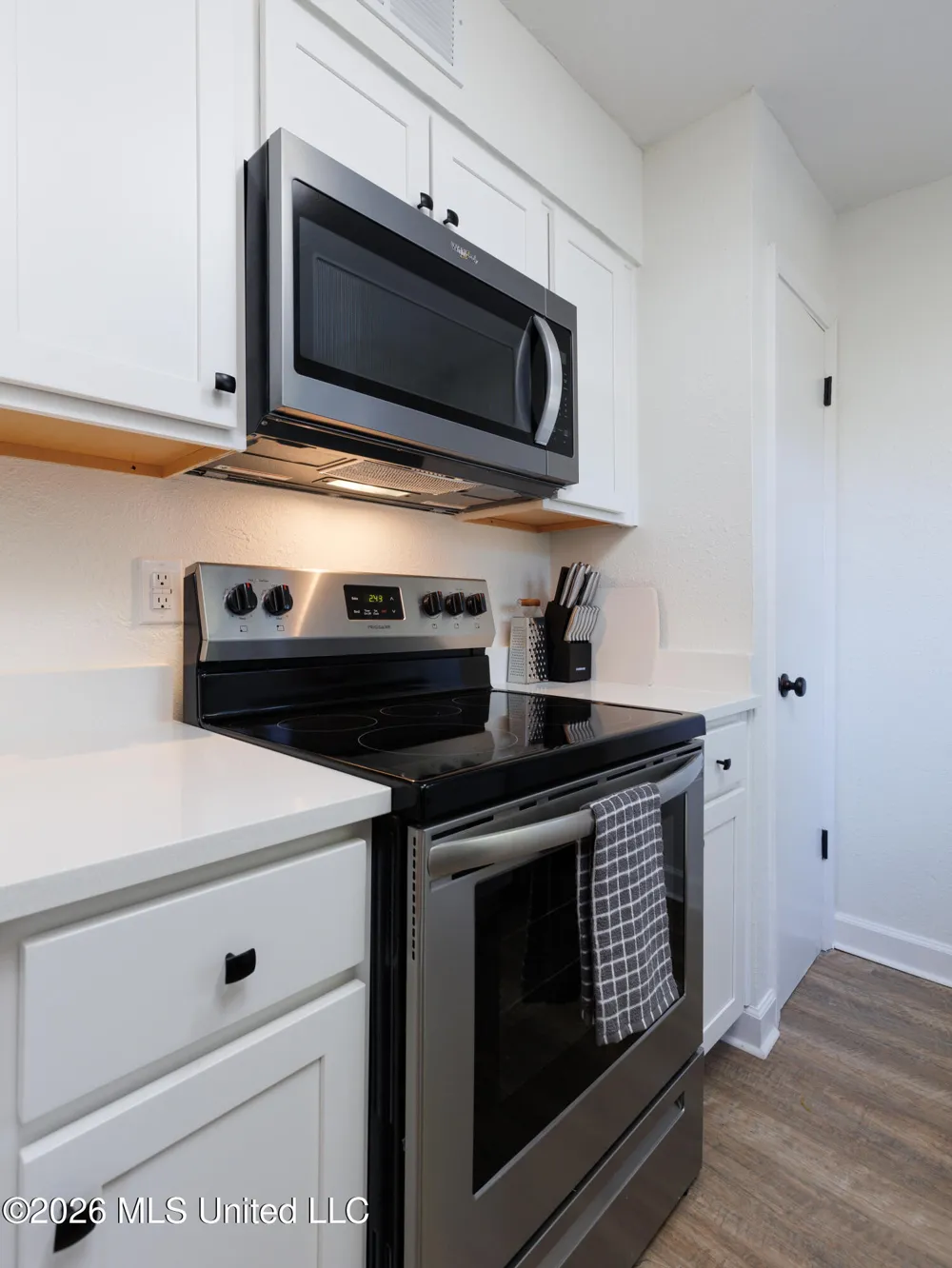 114 Ethel Circle Ocean Springs, MS 39564